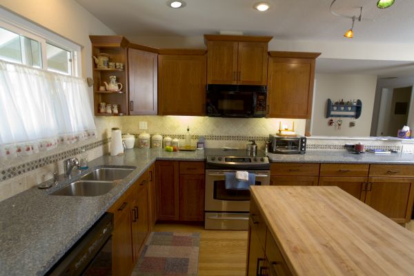 Cherry Cabinet Remodeling in Prescott Valley